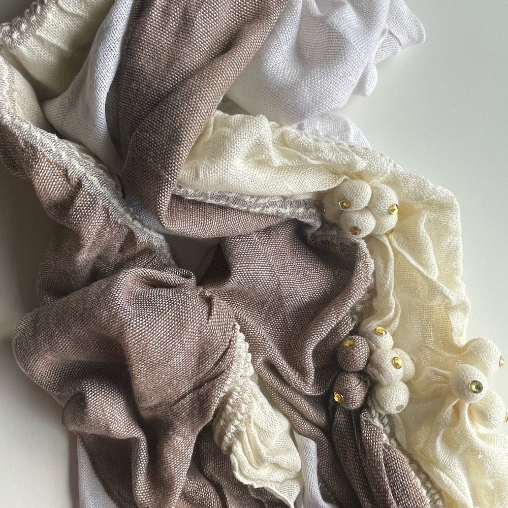Scarf - Picture 4 of 5